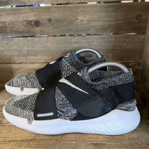 Womens Nike Free RN‎ Run Motion Oreo Knit Athletic Shoes Sneakers Size 7 M GUC